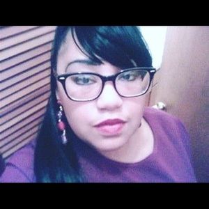 Meet your Posher, Faith